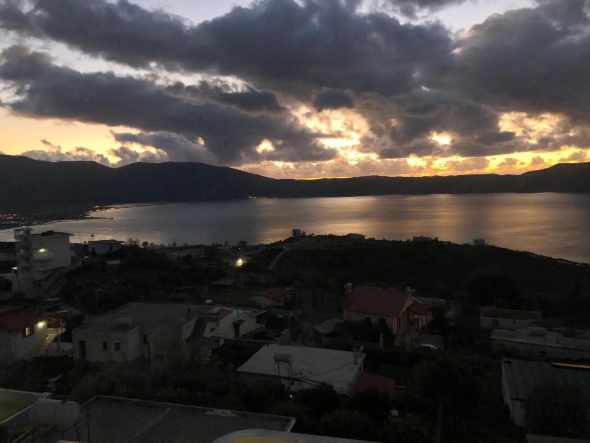 The Sunset Villa Leven Vlorë Exteriör bild