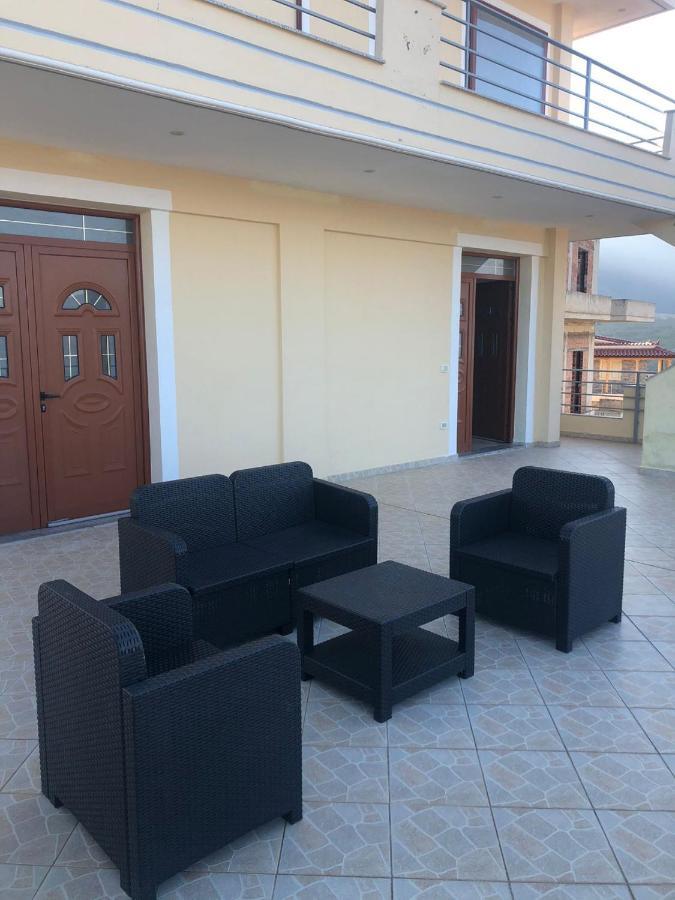 The Sunset Villa Leven Vlorë Exteriör bild
