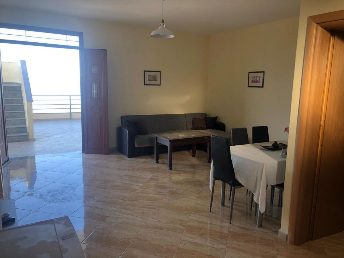 The Sunset Villa Leven Vlorë Exteriör bild