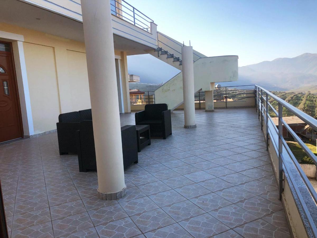 The Sunset Villa Leven Vlorë Exteriör bild