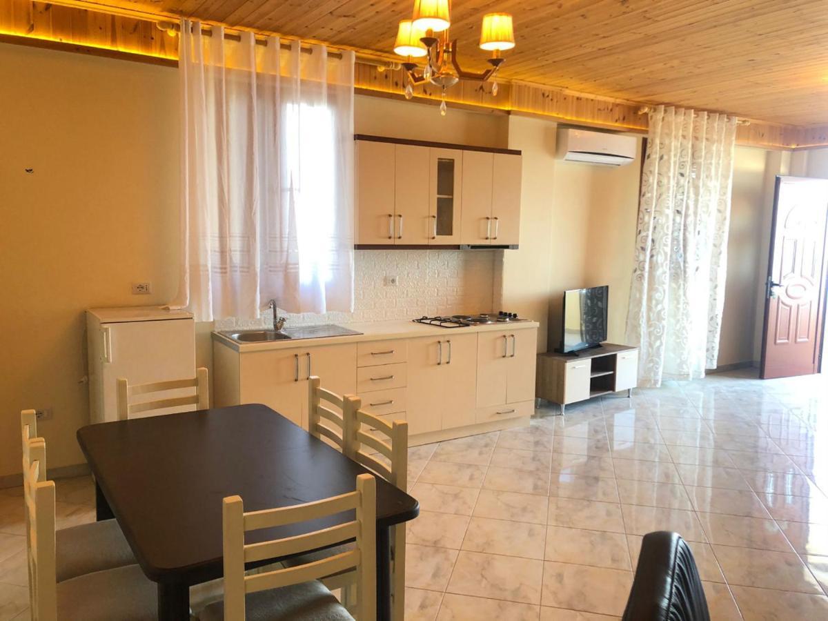 The Sunset Villa Leven Vlorë Exteriör bild
